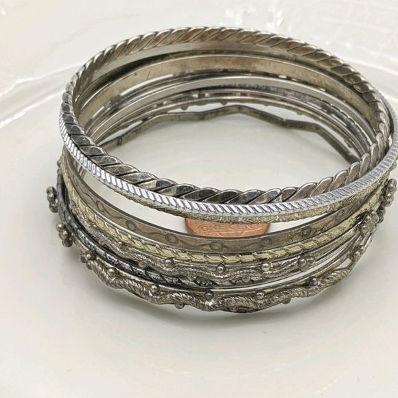 Jewelry - ✨3 for 25 ✨Lot of 11 Silver Tone Textured Bangles